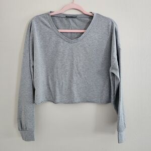 SHEIN Gray Cropped Top Sweatshirt Relaxed Fit Small Long Sleeve V-neck Cotton